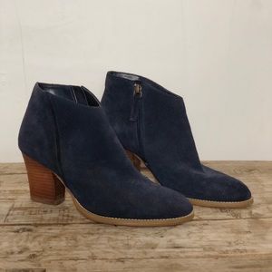 Navy suede women’s heeled boots